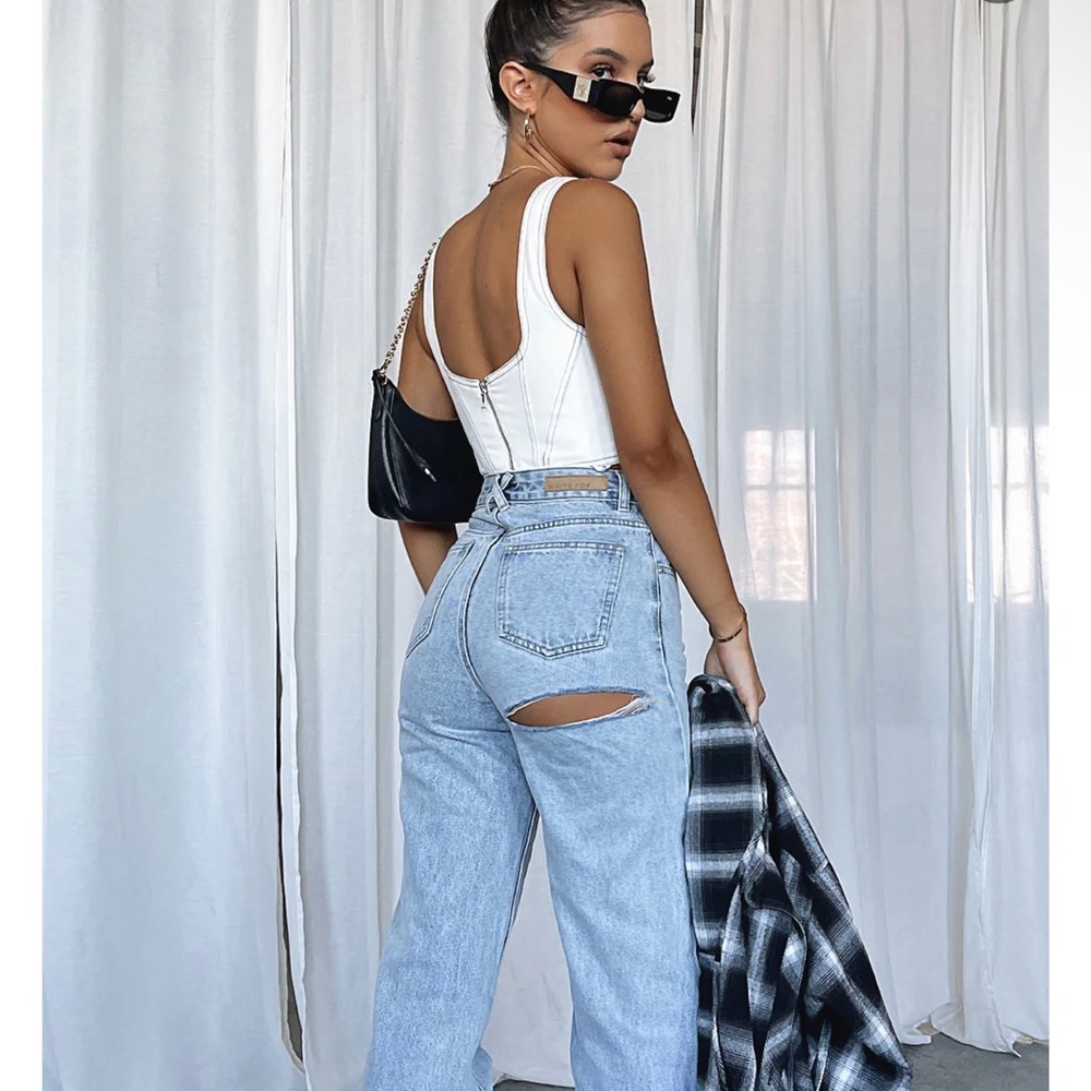 White Fox High Wasted “on replay” ice blue jeans